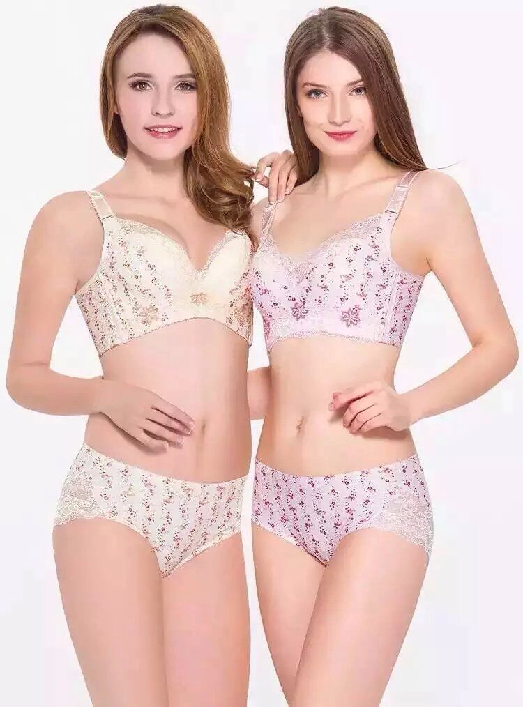 夏季女士小胸收副乳调整型内衣 超厚模杯加厚聚拢文胸套装